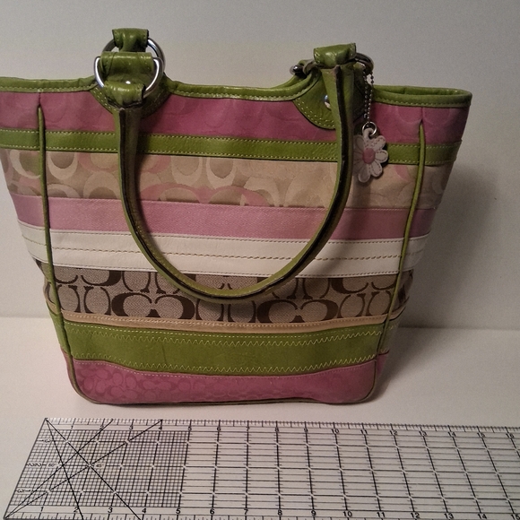 Coach Handbags - Stylish Multicolor Tote Bag